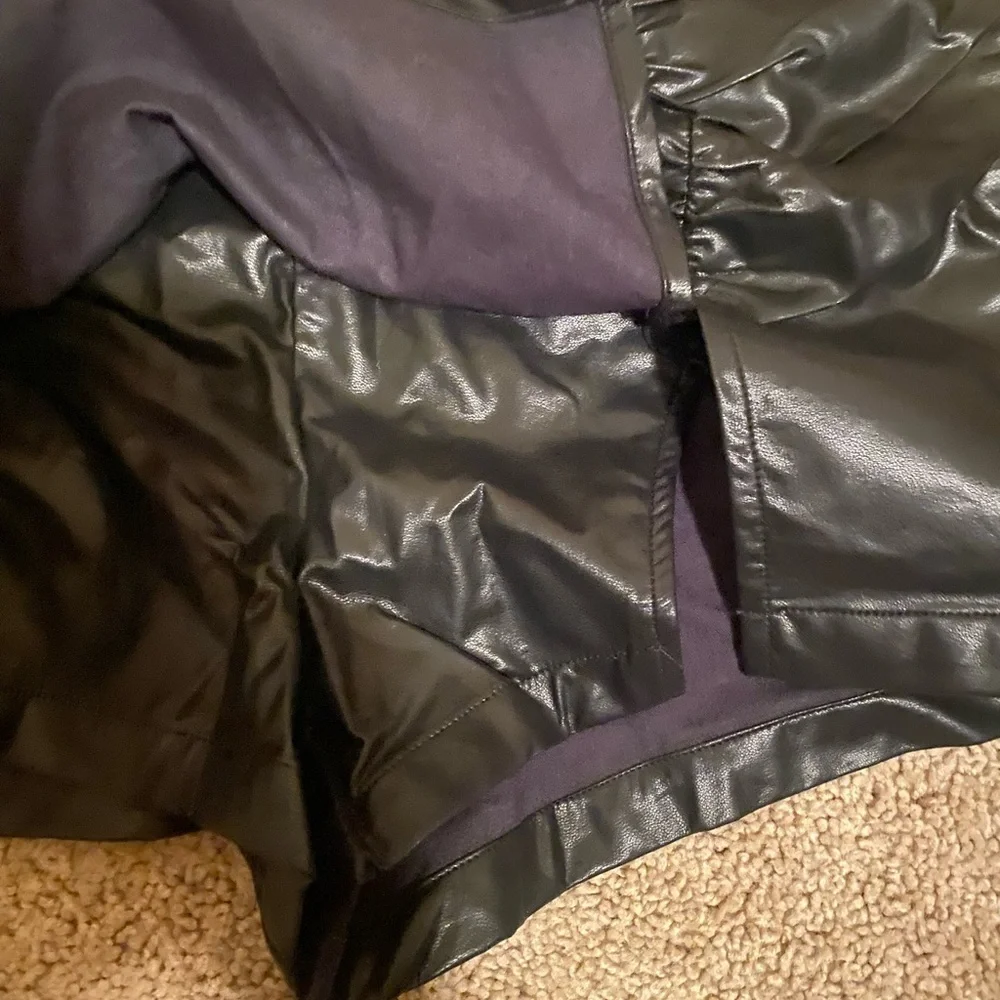 Cotton Candy Black Faux leather Skort-Size S - Picture 3 of 5